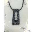  Nyakkendő Swarovski köves  egy színű bőr medál