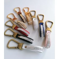  2 Swarovski® kősoros karabineres bőr kulcstartó