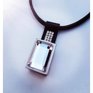 Crystal Swarovski® ékköves "Szellő" bőr medál