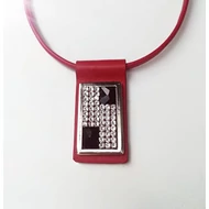 Fekete Swarovski® ékköves fém táblás " Z " bőr nyaklánc