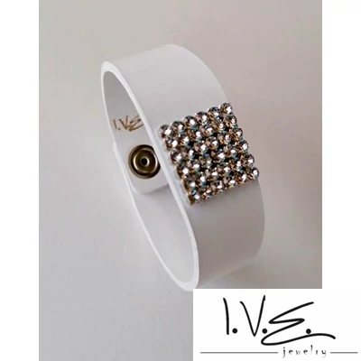 6X6 Swarovski® köves "Pille" bőr karkötő
