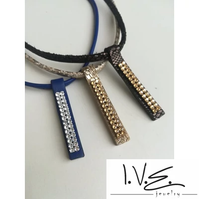 2 x 14 köves Swarovski köves bőr nyaklánc