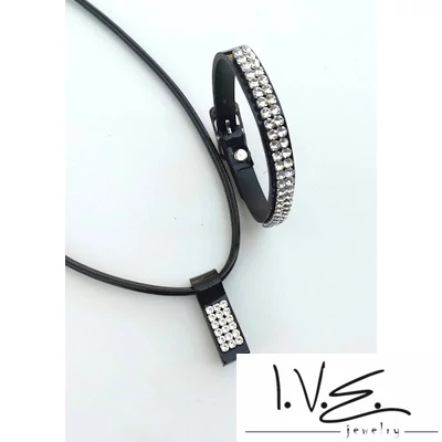 3X6 soros medállal , 2 soros Swarovski köves bőr szett